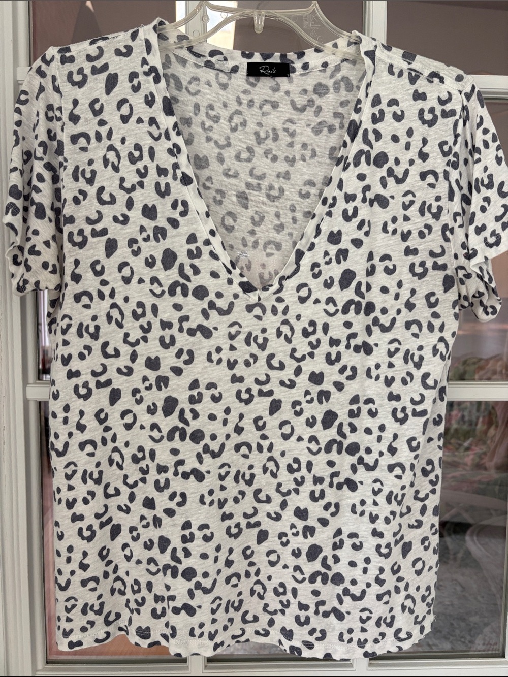 Rails Short Sleeve V-Neck Tissue Tee with Black Leopard Print